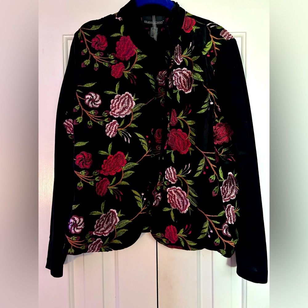 NWOT Frank Lyman Design jacket
